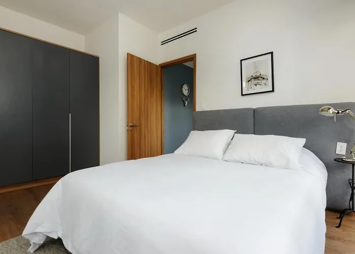 Apartamento Furnished 1 Bedroom In